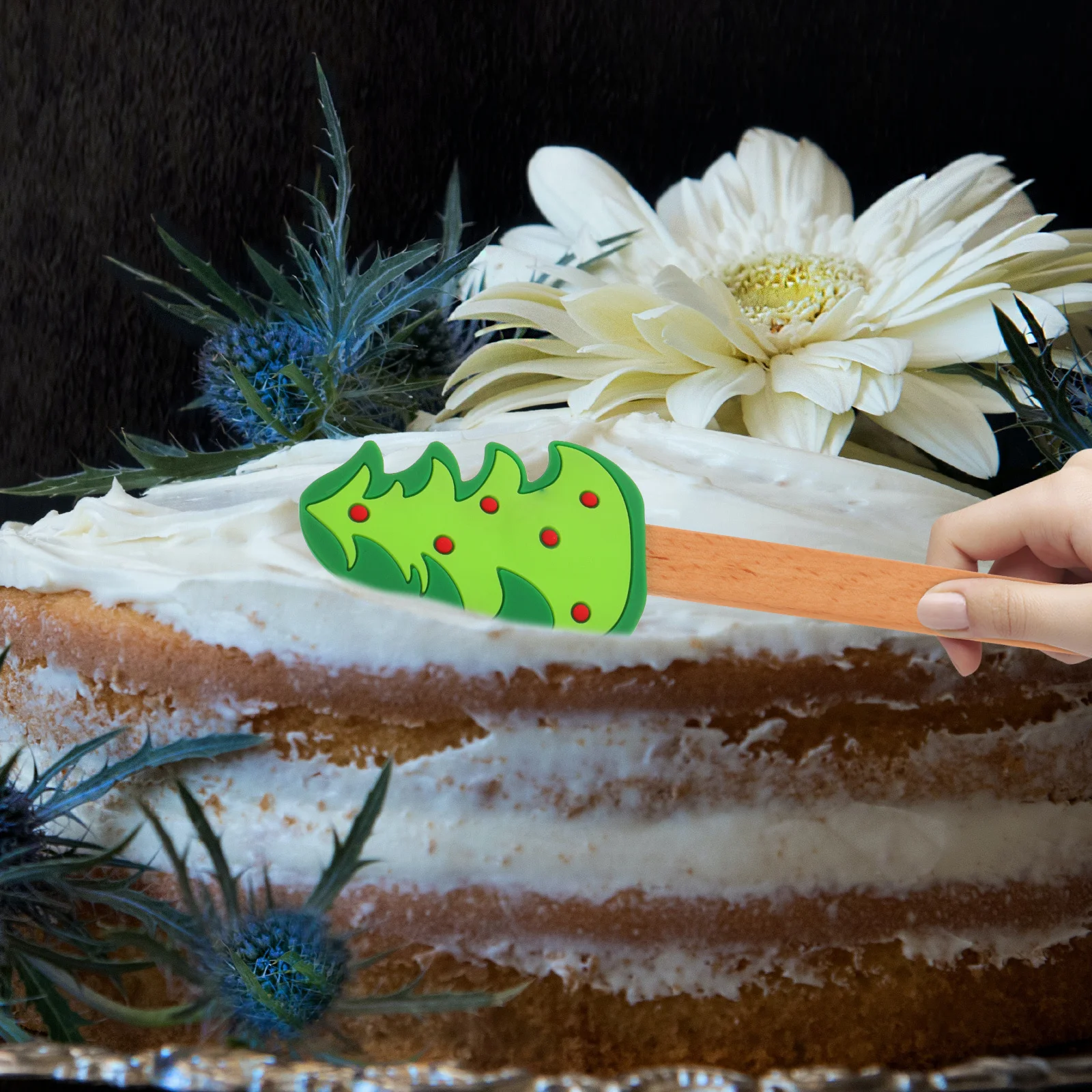 

2Pcs Silicone Cream Scraper Food Grade Material Baking Tool Suitable for Home Restaurant Hotel Easy to Use Silicone Scraper