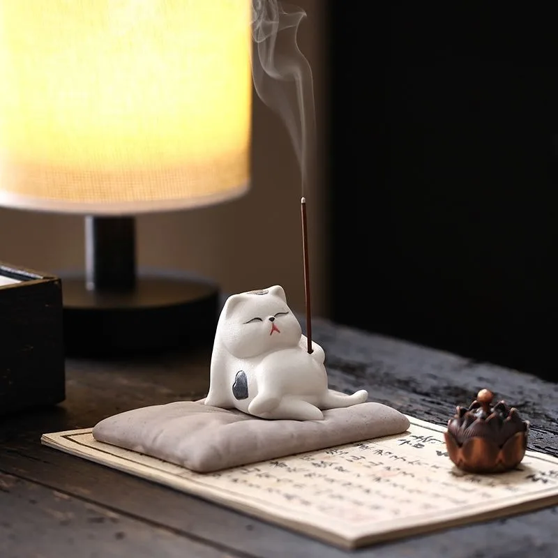 

Cute Cat Hand Drawn Ceramic Incense Burner Indoor Tea Table Incense Burner Rack Tray Tea Ceremony Desk Decorative Ornament