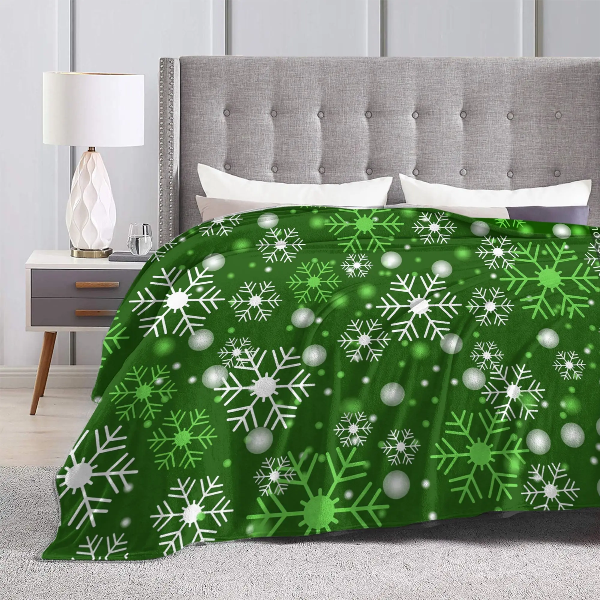 Festive Fun Christmas Blanket Quality Soft  Throw Blanket Winter Girls Boys Couch Chair Aesthetic Bedspread