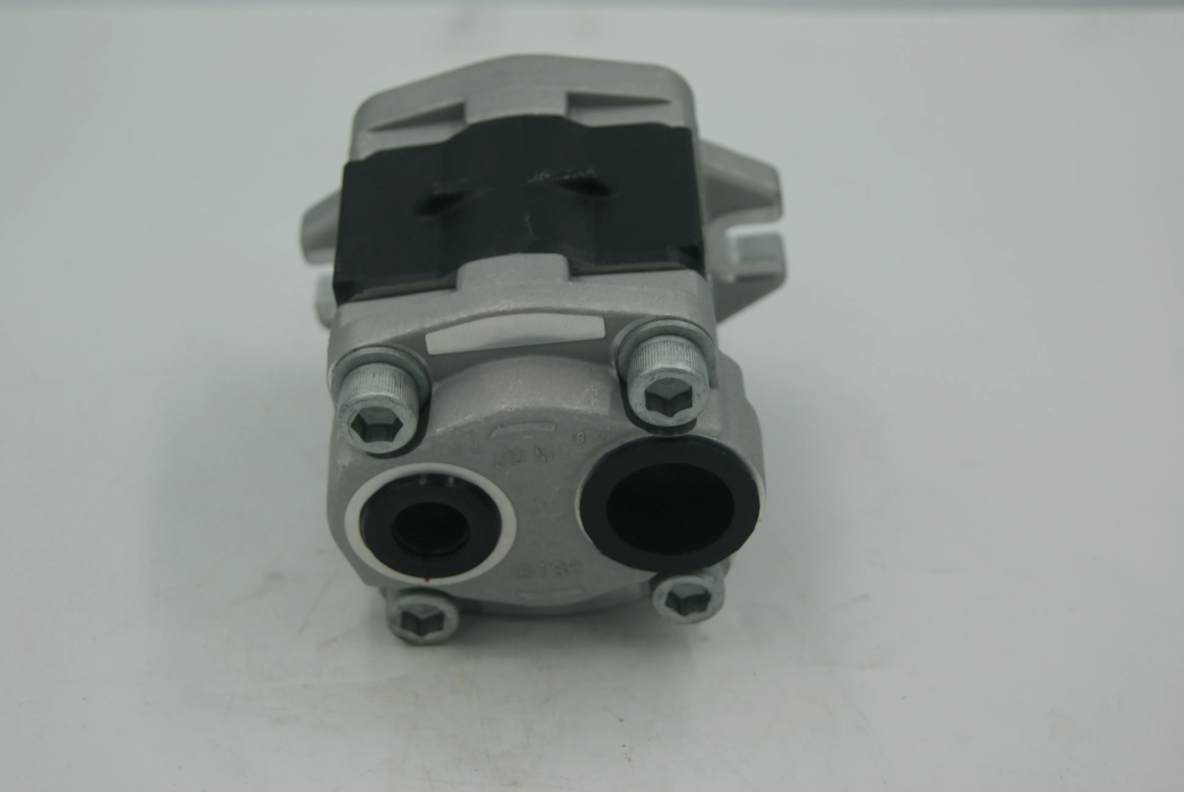SGP Series Forklift Gear Pump Excavator Pump SGP1A23F2H9-L090C SGP1A23A2H9-R264C SGP2A36F9H1-R802 SGP1-32L61S