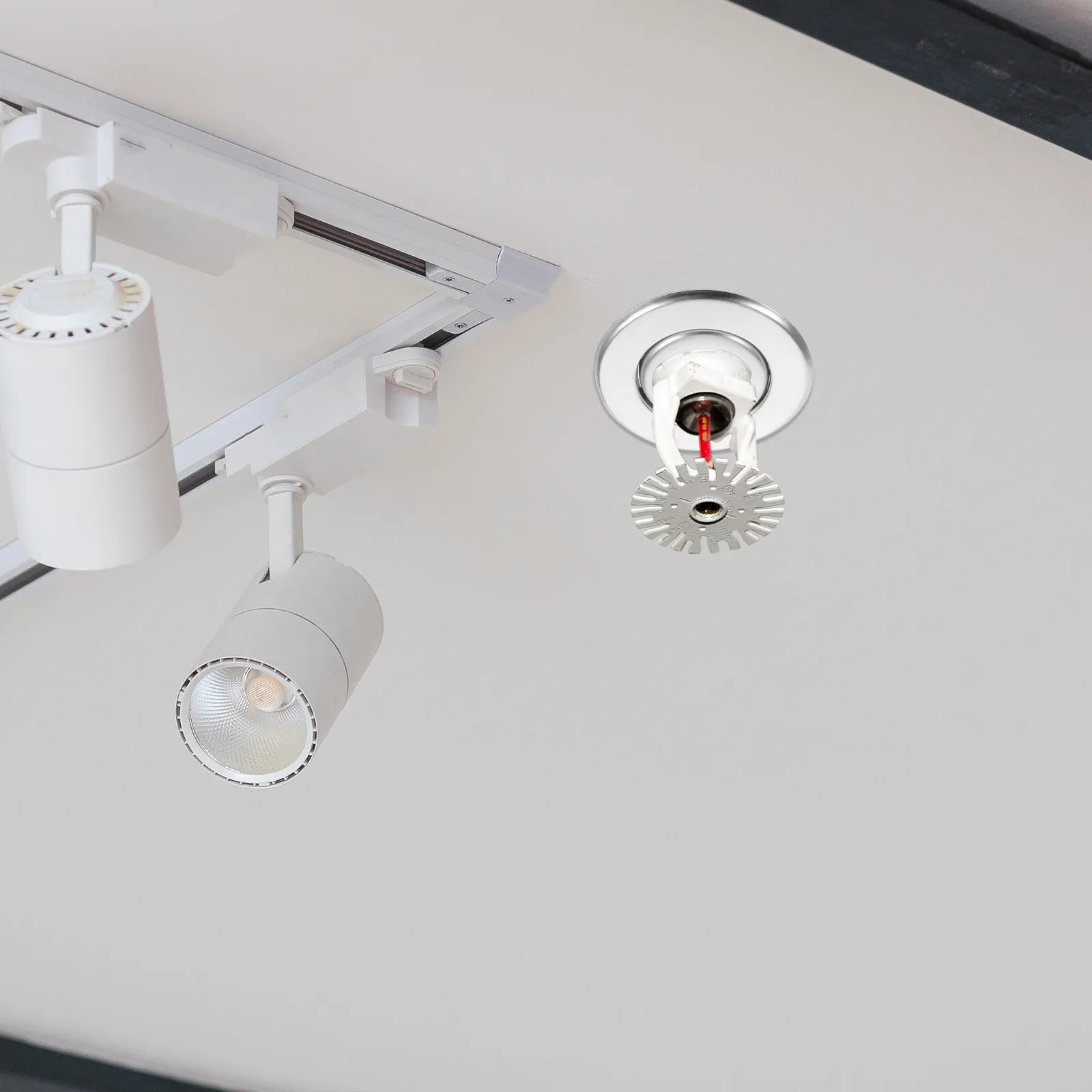 

18Pcs Fire Sprinkler Decorative Covers Double Layer Metal Escutcheon Plates Recessed Ceiling Trim Ring Replacement for Office