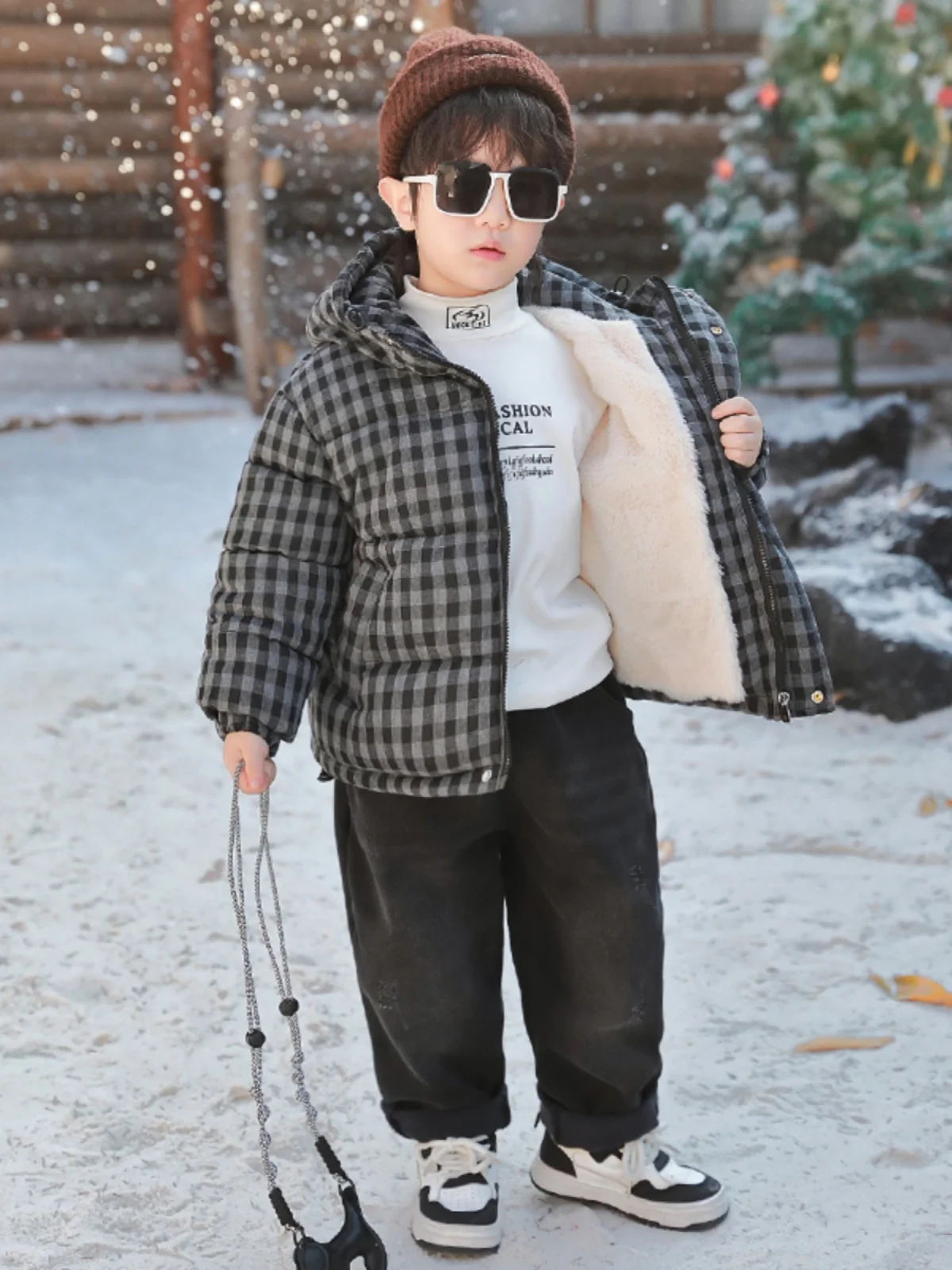 

Thiened Flannel Boys Hooded Cotton Jaet Warm Cute Little Men's Winter Coat Stand Fit Casual Wear Zipper Closure