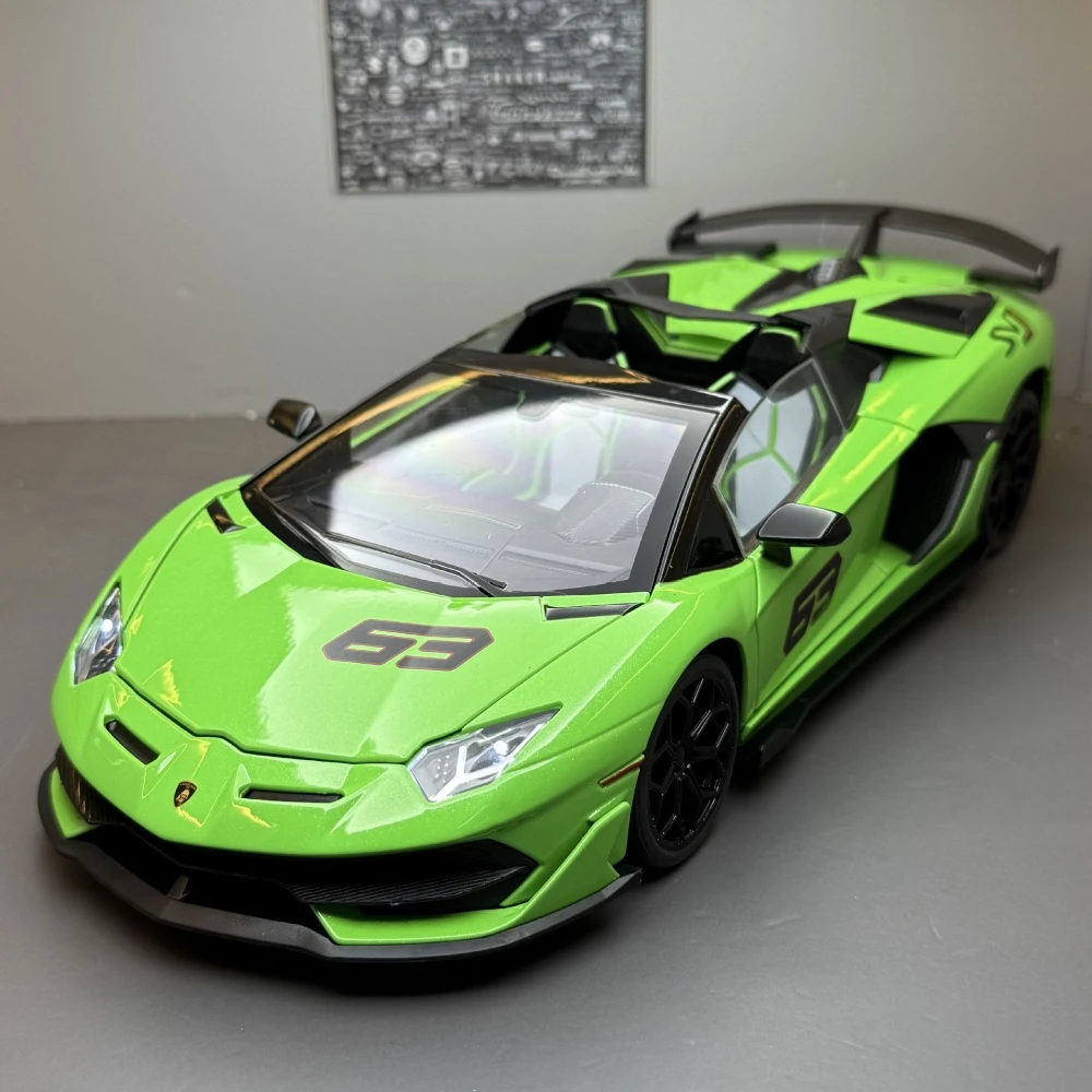 

Large Size 1:18 Lambor SVJ63 Pagani Huayra Alloy Sport Car Diecast Toys Model Doors Opened Sound Light Pull Back Adult Gift Boys