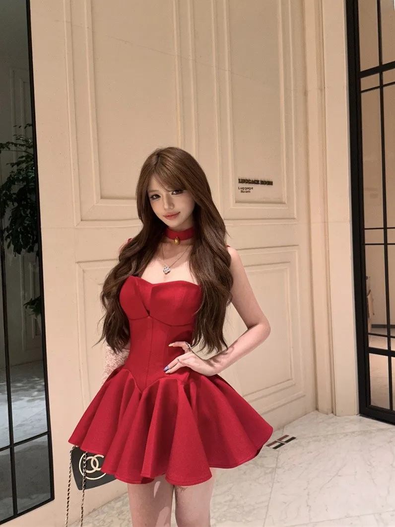 

Сексуальное красное платье с поясом и бретелями, женское летнее элегантное шикарное платье А-силуэта в корейском стиле, для повседневной носки, весна-осень