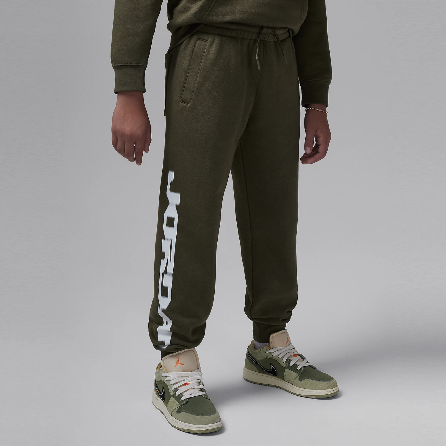 

Оригинальные повседневные брюки Nike JORDAN Big Boy Fleece с принтом и завязками на талии HQ7077-222
