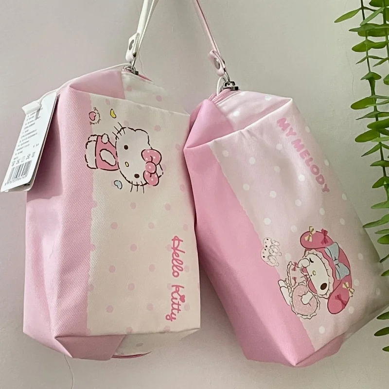 

2025 New Kawaii Anime Hello Kitty Y2K Fashion Handheld Makeup Bag Cute Cartoon Girl Heart Fun My Melody Handbag Girls for Gifts