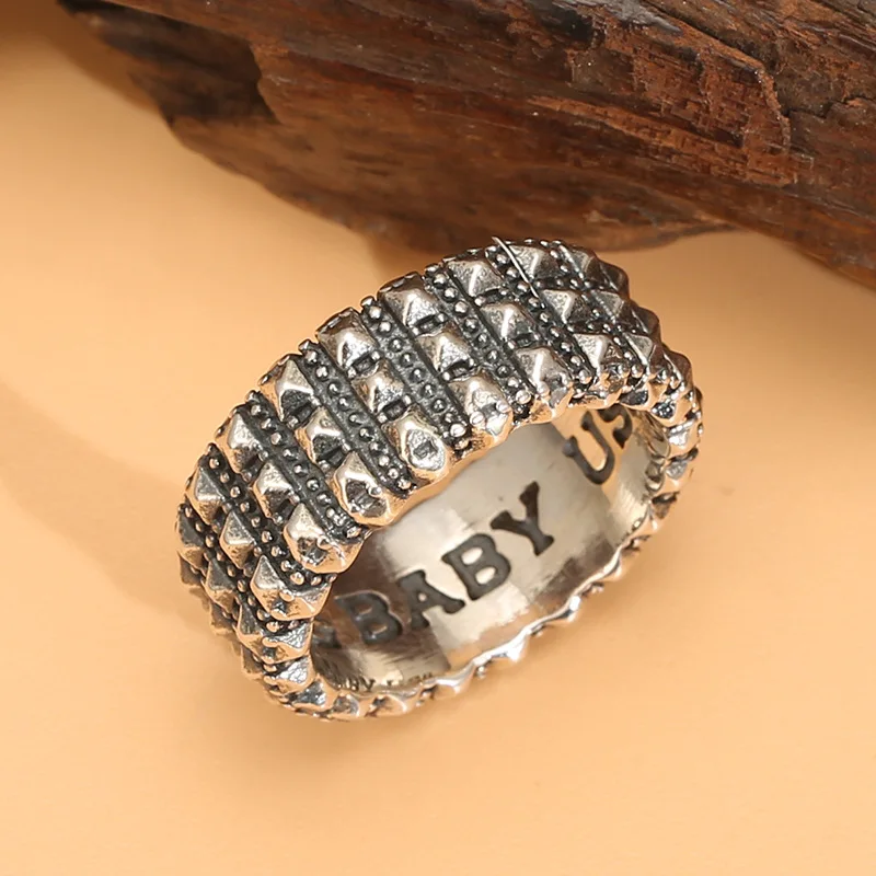 

S925 silver accessories European and American trendy unique hemp rope twist ring Thai silver retro couple ring