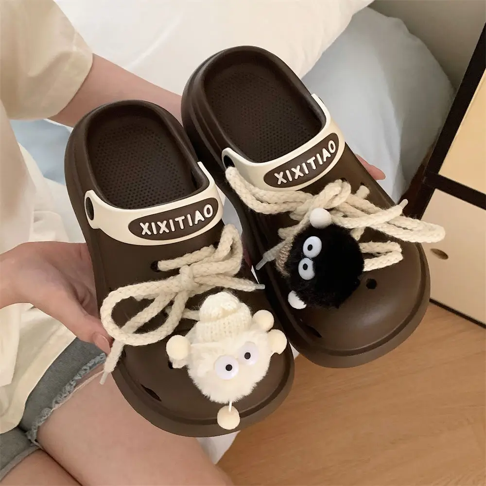 

Fun Outdoor Fashion Non-slip Hundred Cool Slippers Women Cute Black White Cinderella Summer Casual Hollow Out Solid Color