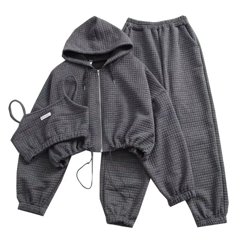 

Новый женский комплект из трех предметов, куртка на молнии с капюшоном, майка, зауженные бегуны, повседневная одежда, осенне-зимний спортивный уличный комплект для отдыха