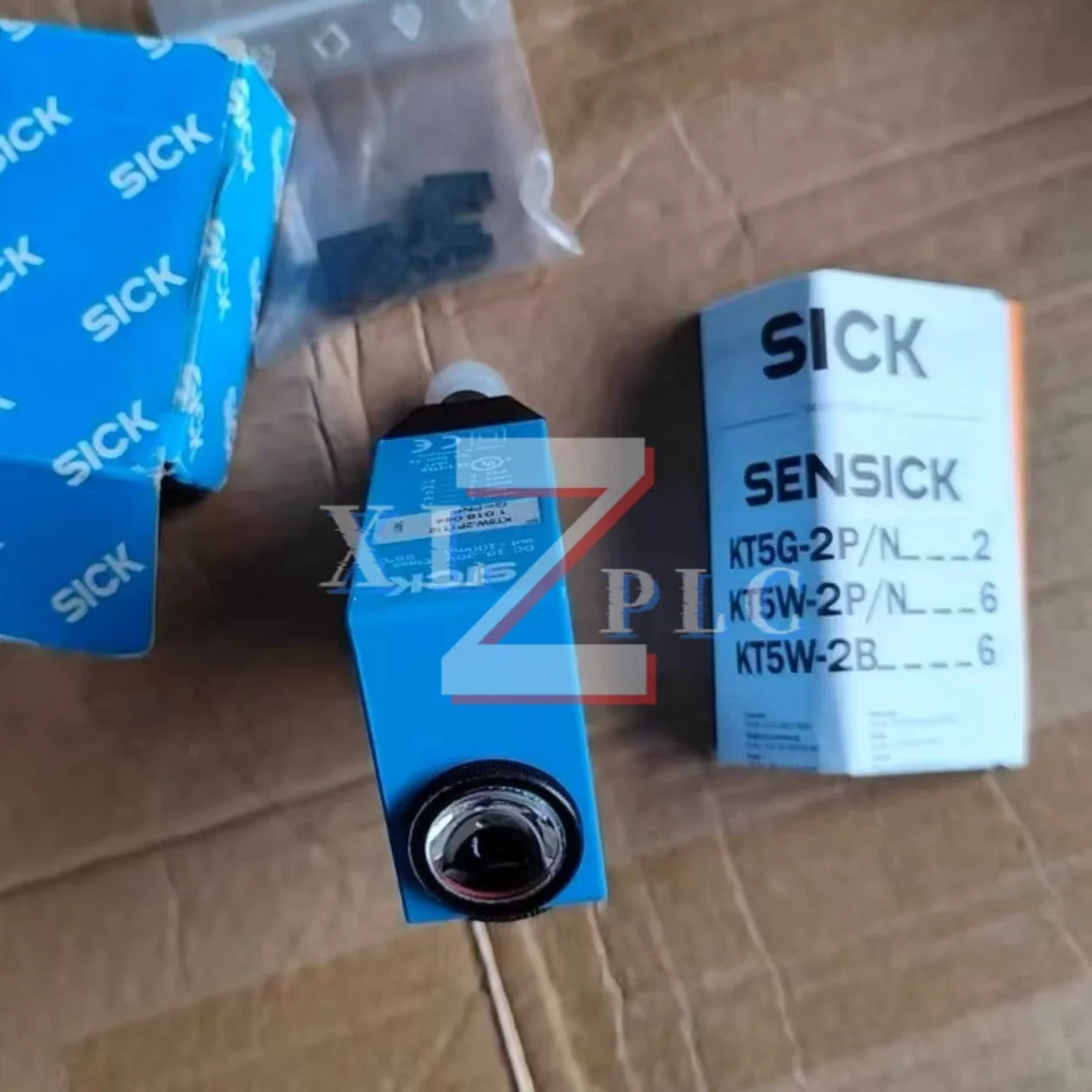 センサー 新品オリジナル KT5W-2P1116 KTM-WN11181P