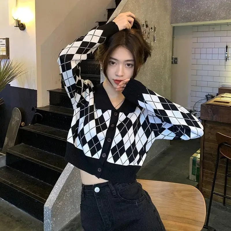 Cute Summer Harajuku Cardigans Female Sweaters Knitted 2024 Trend Cropped Cardigan for Women Fashion Tops Plaid Kawaii Sweater