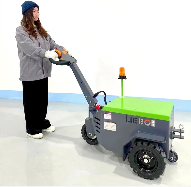 LIEBO Light Duty Mini 2.5 Ton Electric Tow Tug Tractor with Warning Light For Carrying Goods