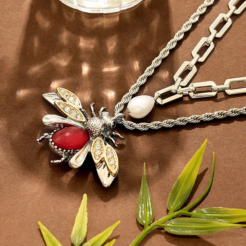Bestseller Vintage Metall-Tiermotiv Imitationsperlen Ohrhänger und Halskette für Damen Modeschmuck Urlaubsgeschenke