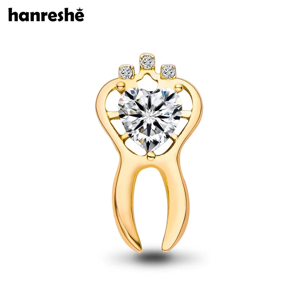 Hanreshe New Design Hollow Tooth Dentist Brooch Inlaid Heart Crystal Badge Dental Lapel Backpack Teeth Pins Jewelry for Doctor