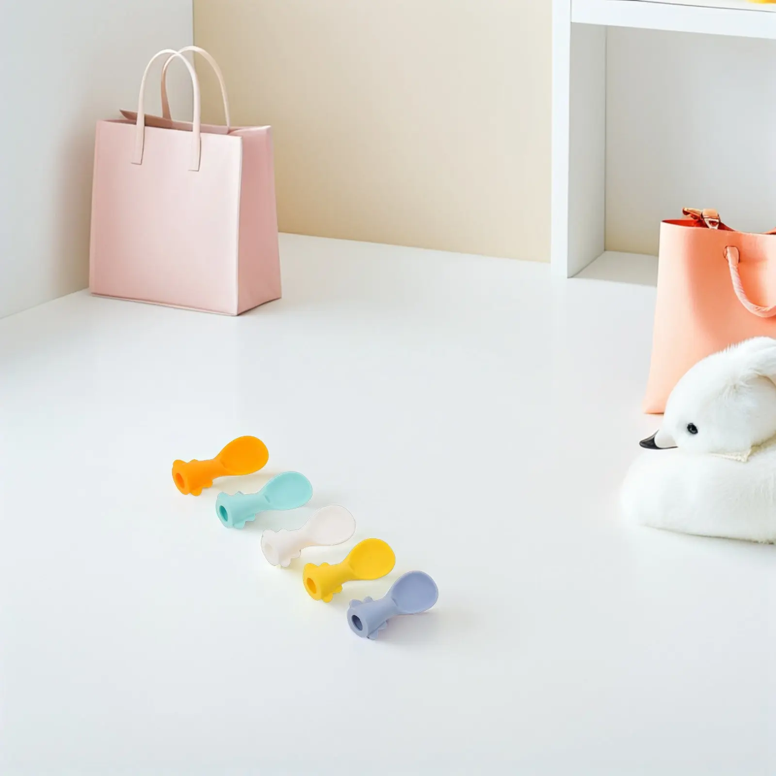 

5Pcs Baby Food Pouch Spoon Attachment Puree Feeder Spoons with Leakproof Travel Case for Infant Feeding Essentials Silicone