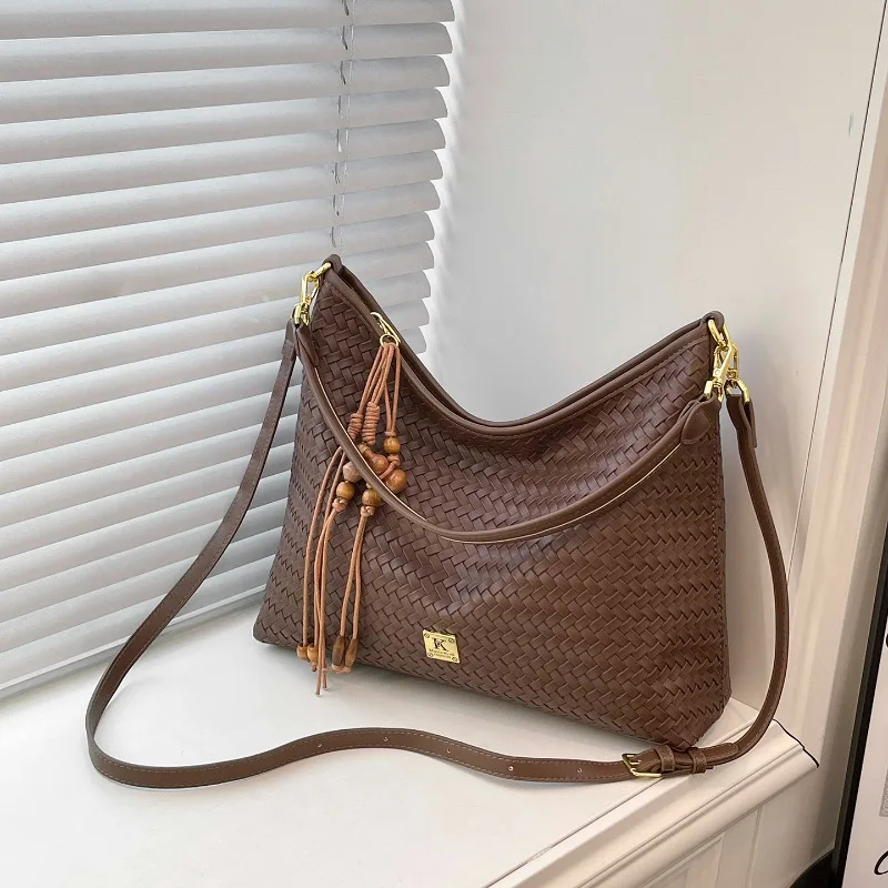 

Stylish Luxury Tote Bag With Letter Logo High-End Designer For Business Women Commuter Premium Quality