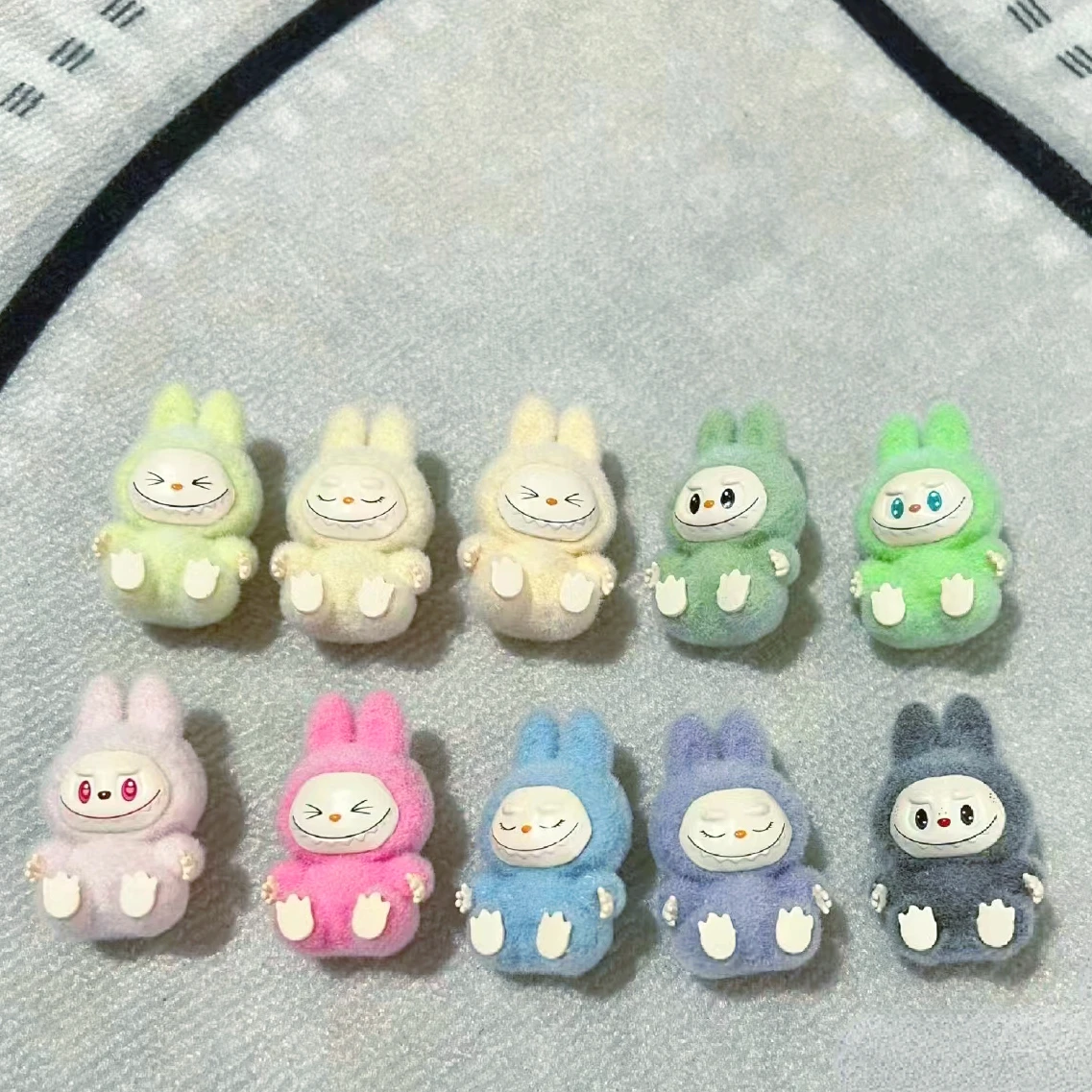 30mm LABUBU Mini Figure Miniature Flocking Toy Toylover Handmade Fashion DIY for Keychain Addict