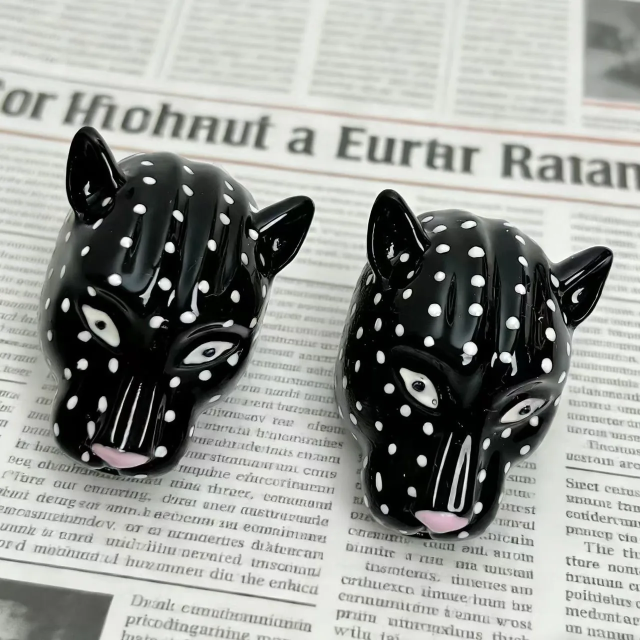 

New Exaggeration Enamel Leopard Head Stud Earrings for Women Unique Design All-match Personality Charm Jewelry Daily Accessory