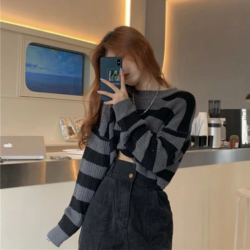 Y2K Striped Women Crop Sweater Korean Sweet Loose Knitted Female Casual Jumpers Vintage New O Neck Ladies Pullovers Tops