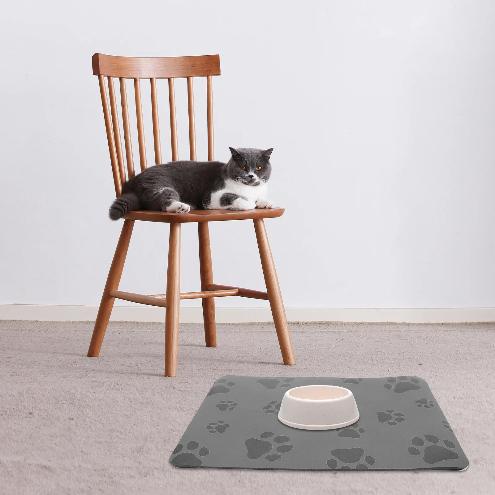 تغذية الحيوانات الأليفة للقطط الكلاب ماصة مقاوم للماء عدم الانزلاق الغذاء وعاء الماء حصيرة سريعة الجافة قابلة لإعادة الاستخدام واقية تحديد الموقع الكلب المغذية