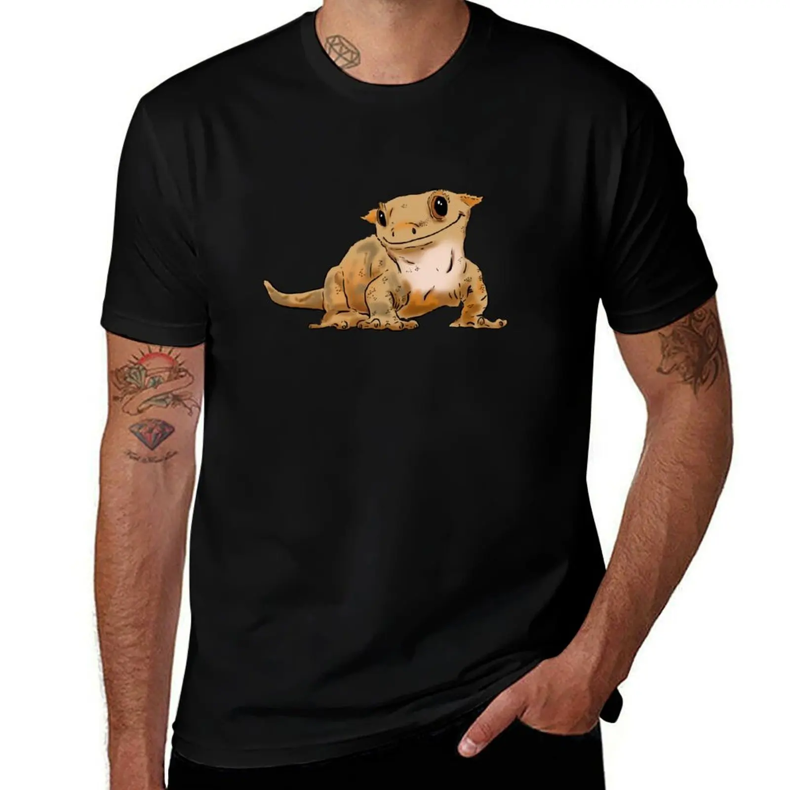 

Smiling Crested Gecko, Cute Crested Gecko, Crestie Lover T-Shirt Casual Everyday Short Sleeve T-Shirt