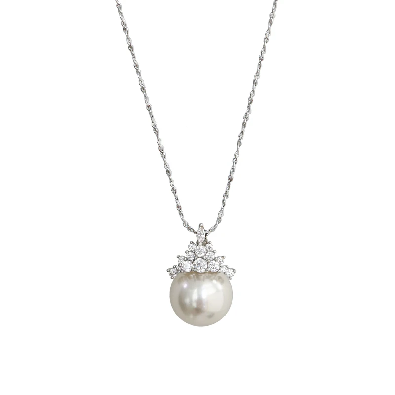 

Exquisite French Snow Queen Pearl Necklace Light Luxury Niche Cool Elegant Clavicle Chain Women's Premium Sense 2024