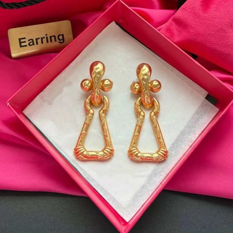 Nuevos pendientes de moda, retro, de alta calidad, resistentes, lujosos y de gran tamaño.