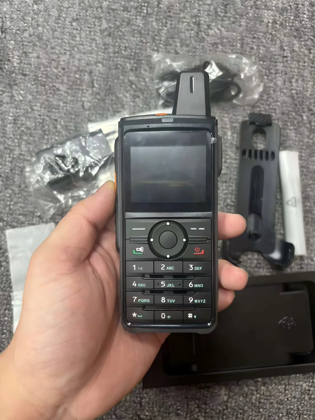 PNC380 Full Network Walkie Talkie Waterproof And Dustproof With 4000mAh Large Capacity Battery And SIM Card For Hytera N2502