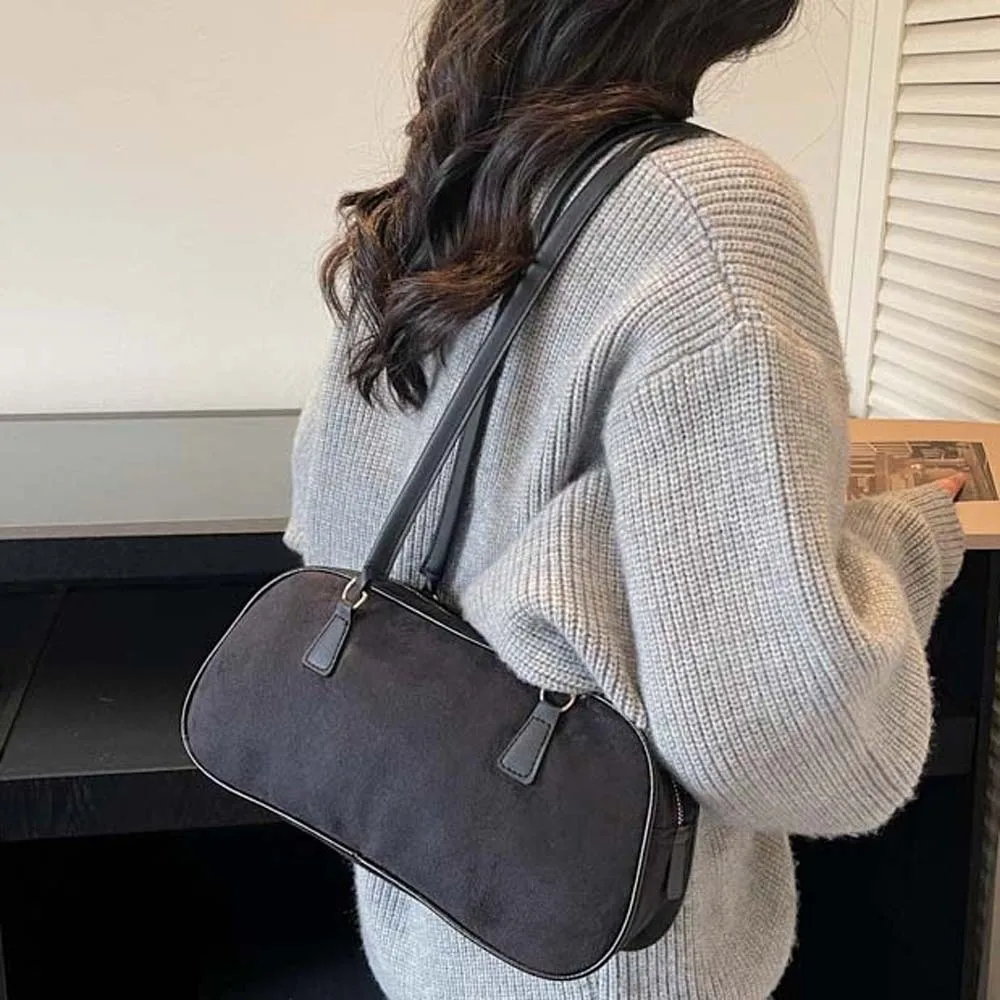 

Solid Color French Stick Underarm Bags Large Capacity Korean Style Deer Skin Velvet Handbag Texture Anti-splash Water