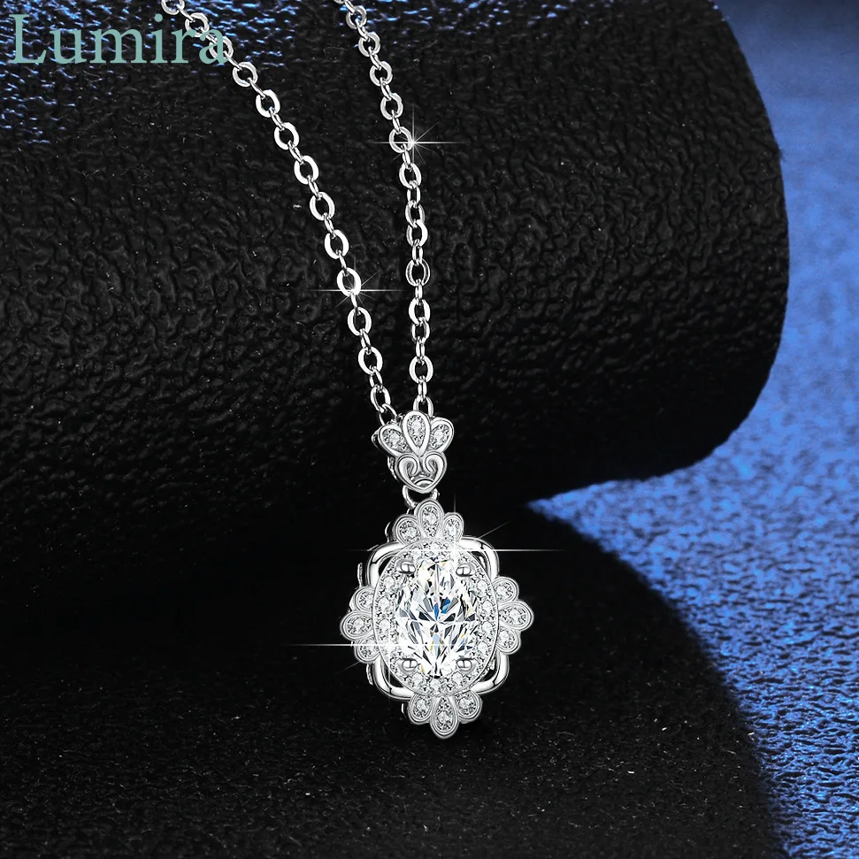 

Lumira Ultra-luxurious Crown Oval Pendant Fashion 1 Carat Oval-Cut Moissanite Platinum PT950 Necklace for Women Jewelry Gift