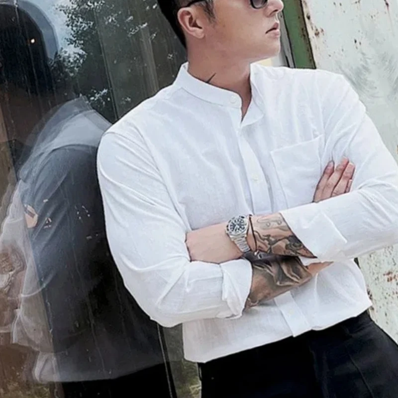 

Весенне-осенняя модная однотонная блузка с воротником-стойкой и длинными рукавами, мужская одежда, корейская универсальная повседневная свободная простая рубашка на пуговицах