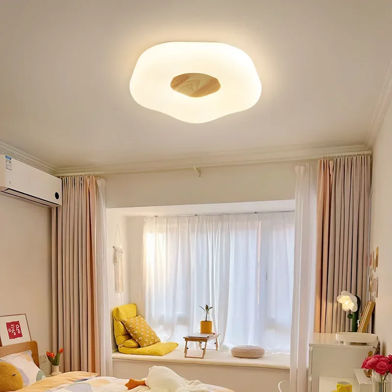 ريح سجل كريمي، ضوء غرفة النوم دافئ ورومانسي، ضوء غرفة النوم الرئيسية على شكل زهرة، سجل نورديك بسيط، ضوء سقف حديث