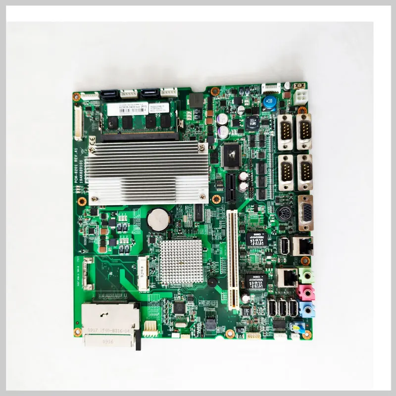 ADVANTECH PCM-8201 REV.A1 اللوحة الأم للتحكم الصناعي 19AK820101 وحدة المعالجة المركزية اختبار اللوحة الأم الطبية
