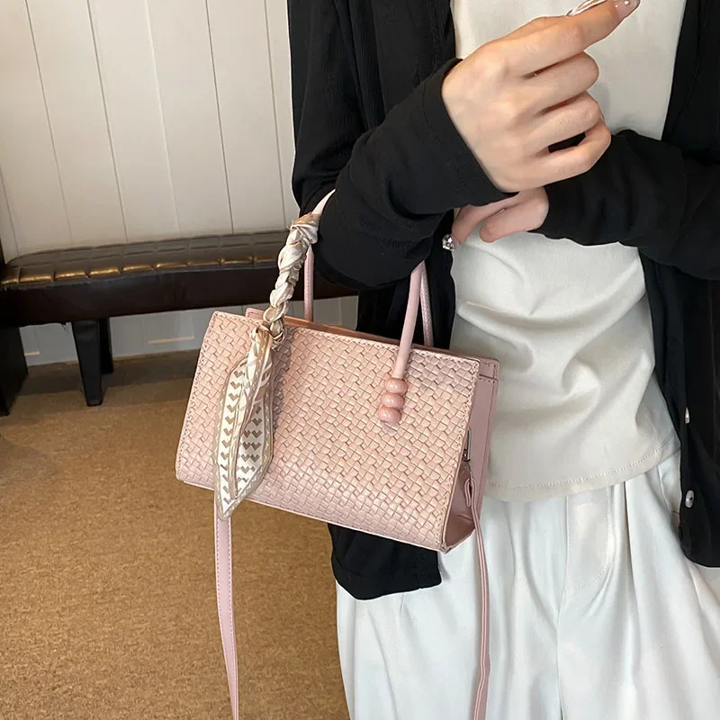 

Women's 2025 Spring New Tote Bag - Retro Simple Literary Stylish Practical Oblique Shoulder Strap