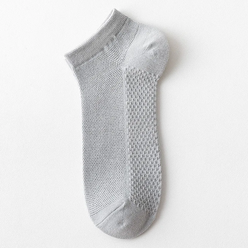 Summer thin solid color sweat absorbing and odor proof short socks made of pure cotton breathable short tube men's socks