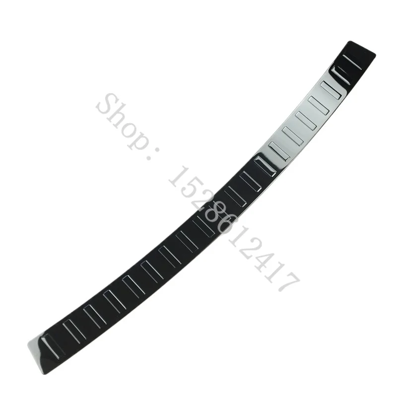

For Nissan X-Trail X Trail Rogue T32 2014 2015~2020 Car Accessories stainless Rear Bumper Protector Sill Trunk Tread Plate Trim