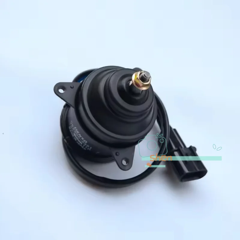 062500-6351 Auto Spare Parts Cooling Radiator Condenser Fan Motor For Mitsubishi Pajero Car