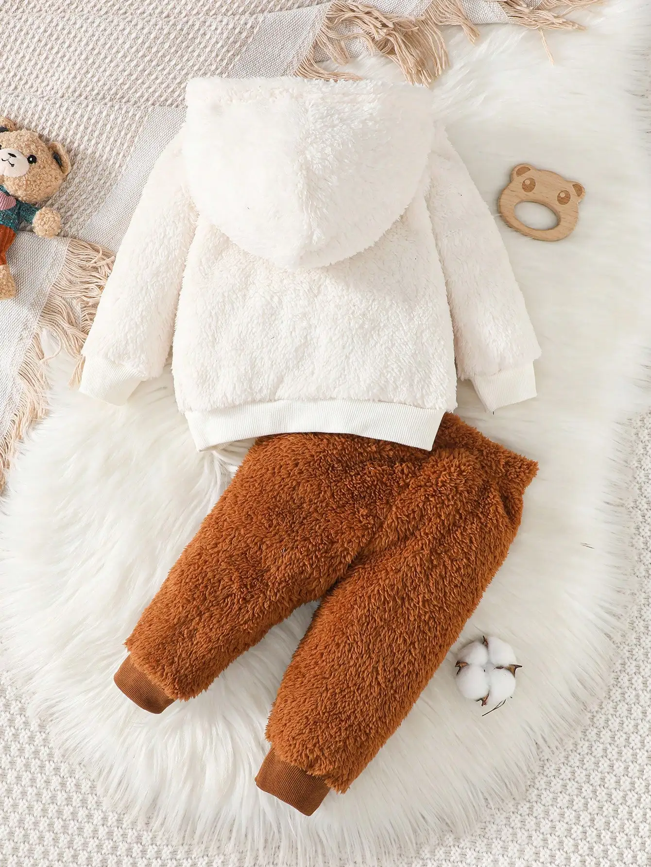 New Baby Girl Winter Casual Daily Cute Little Bear Fur Thick Design Suitable For Travel 2-Piece Set