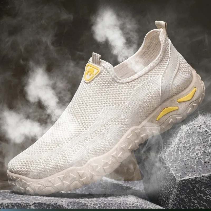 Trendy Light Mesh Breathable Casual Shoes for Man Soft Sole Hollow Out Men's Sports Shoes Comfortable Slip-On Running Sneakers
