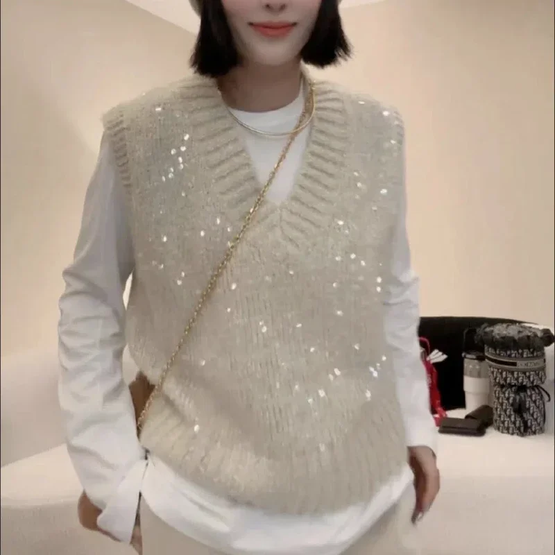 Spring and Autumn New Women\'s Lazy Style Knitted Shirt Vest Loose V-neck Sequined Sleeveless Top Sweater Top U673