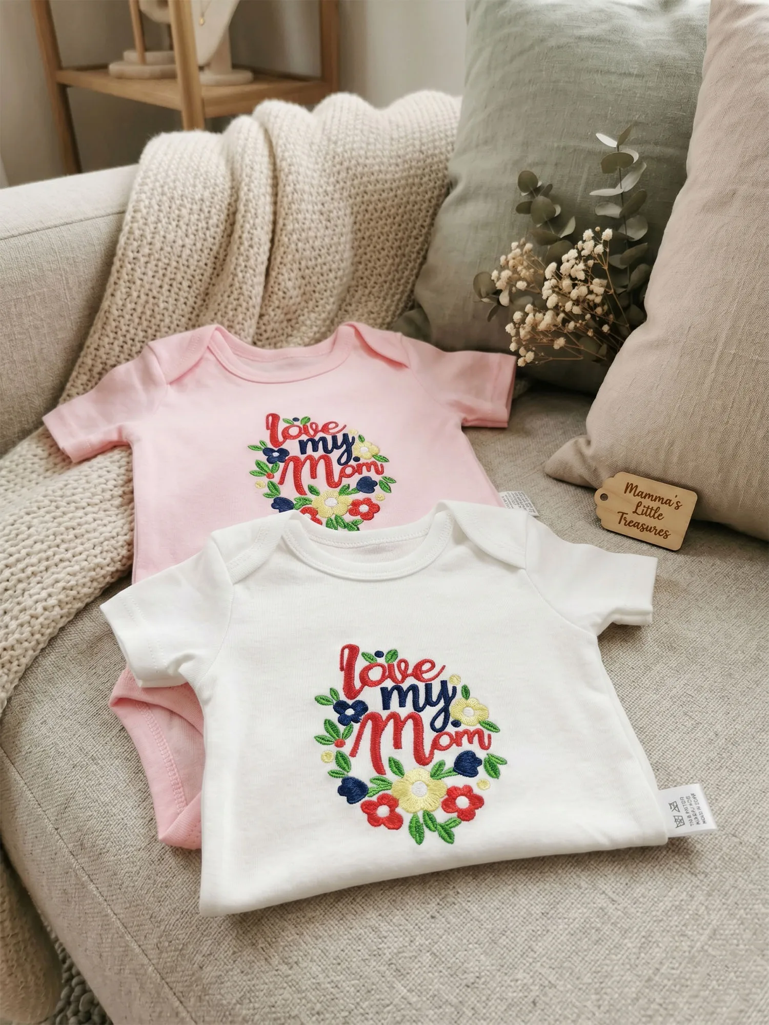 

Baby Love My Mom Embroidery 2 Piece Set Newborn Wrap Top Pants Suit White Pink Soft Infant Loungewear Outfit