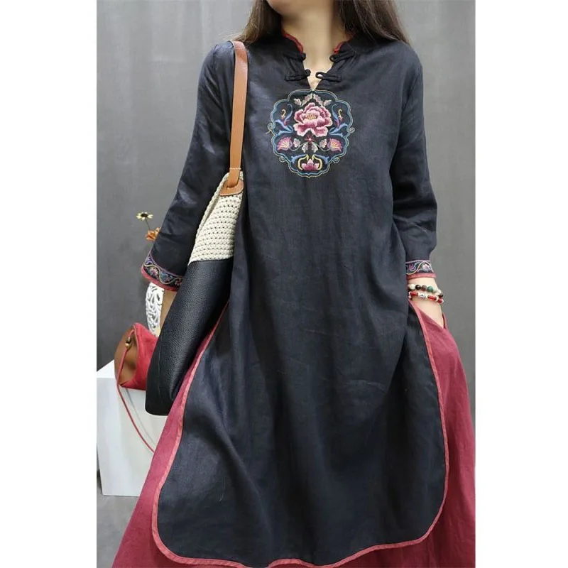 

Summer New Women's Cotton and Linen Chinese Style Stand Collar Embroidery Pan Button Elegant Vintage Loose Three Quarter Dress