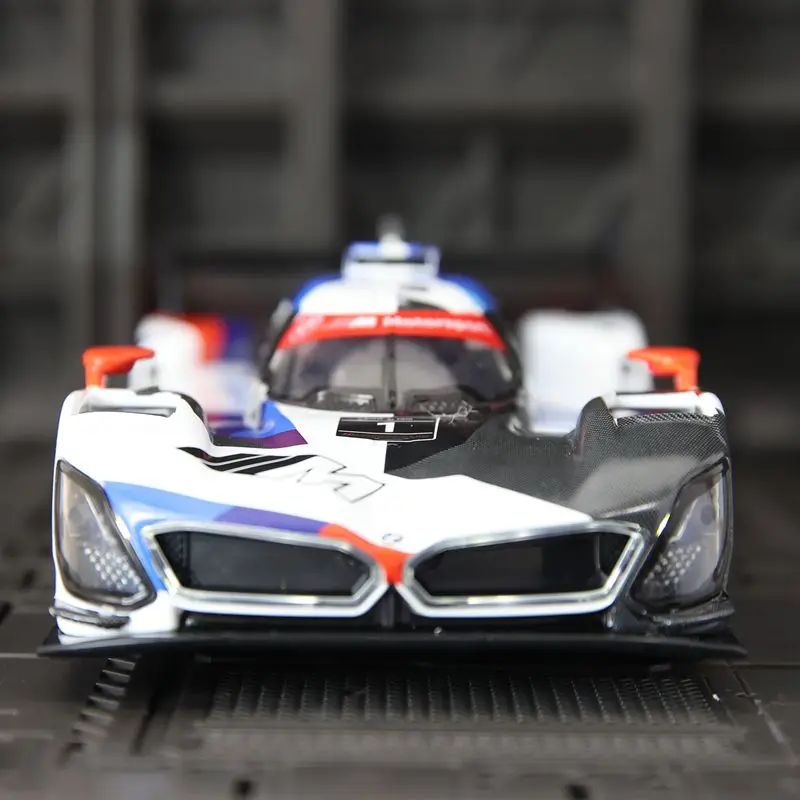 CCA 1:24 シミュレーション BMW M ハイブリッド V8 合金スポーツカーモデルカー、サウンドとライト付き、豊富なディテール、精巧な仕上がり