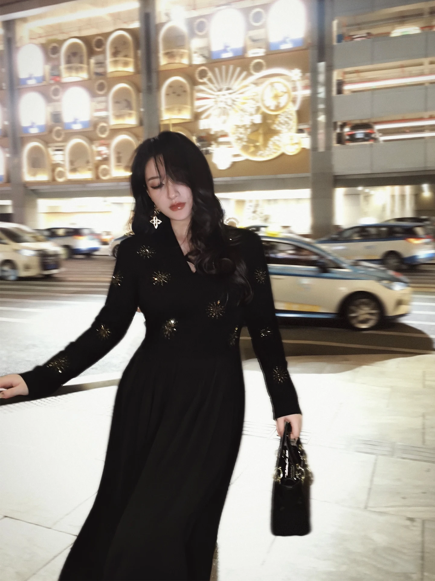 

Ele plus Size Women's Long Sve V-Ne Diamond Embellied Dr Slimming A-Line French Sle Autumn Winter Faion Q863