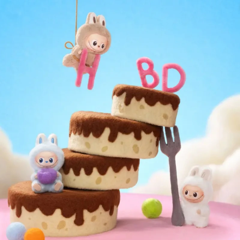 ป๊อปมาร์ท ซีรีส์ THE MONSTERS PIN FOR LOVE กล่องสุ่มของเล่น กล่องลุ้นของแท้ ของเล่นตั้งโต๊ะ ฟิกเกอร์อนิเมะ