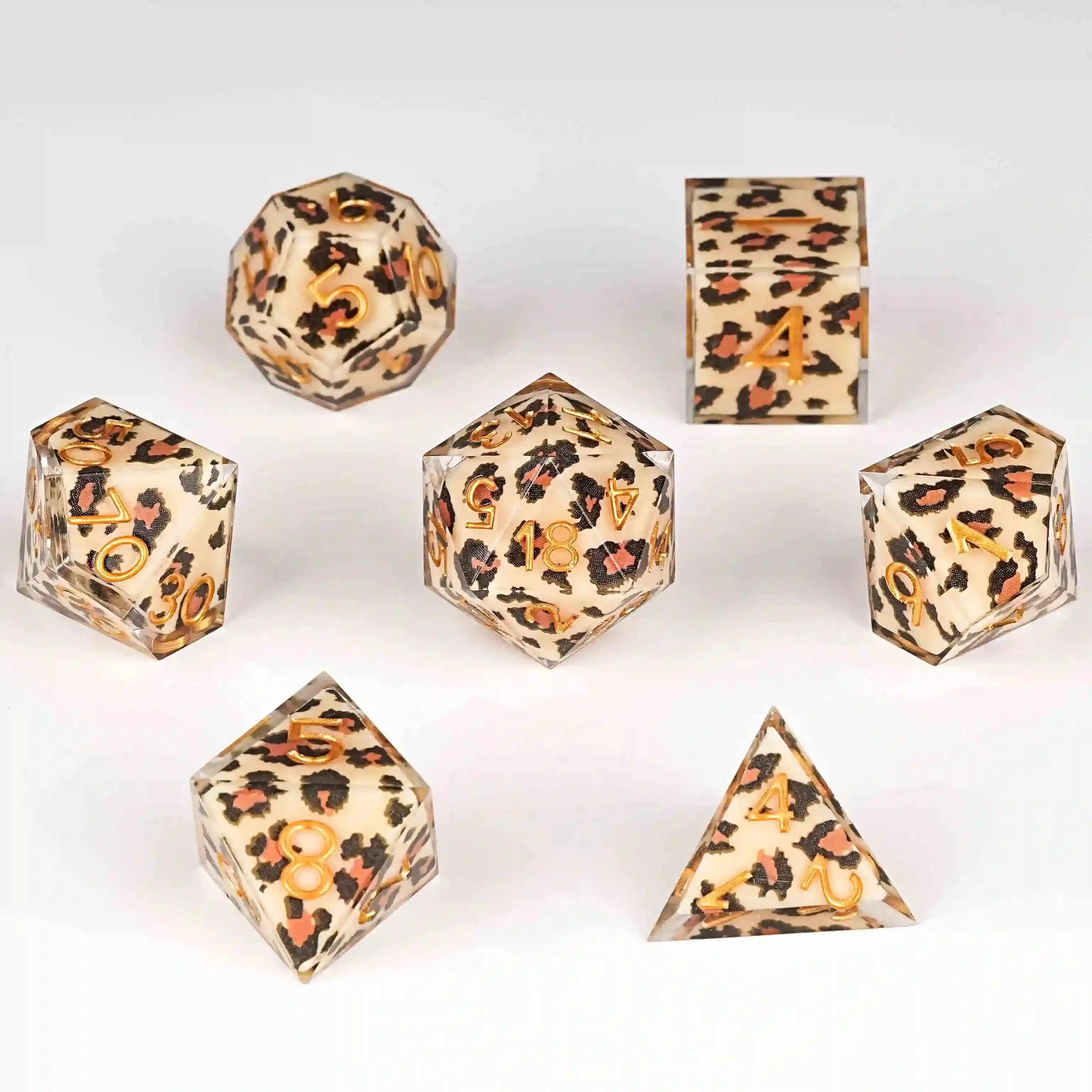 

1-7Pcs Leopard Print DND Dice Solid Resin Dice Set Golden Word Multi-sided Polyhedral Dice for D&D COC Role RPG Table Game