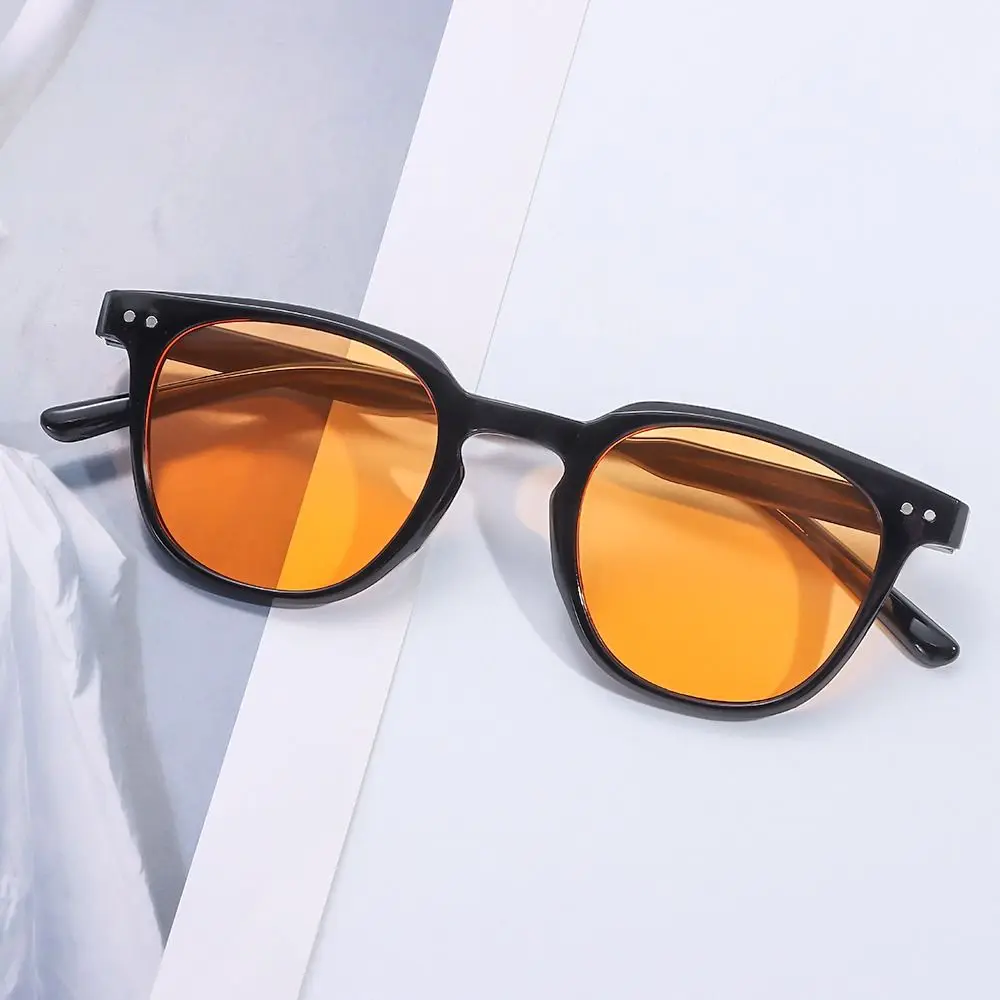 Women's Fashion Square Sunglasses Retro UV400 Oversized Sunglasses Vintage Men Shades Sun Glasses Eyewear