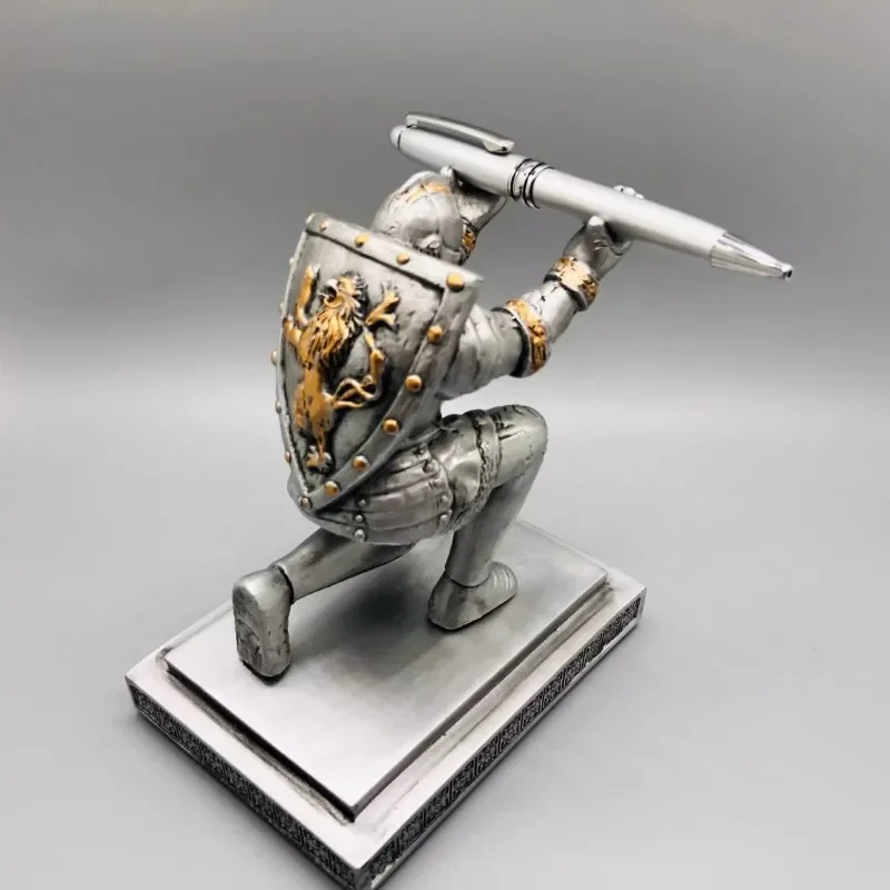 

2025 Shield Knight Pen Holder Executive Soldier Knight Pen Holder Silver Iron Black Knight Resin Decoration
