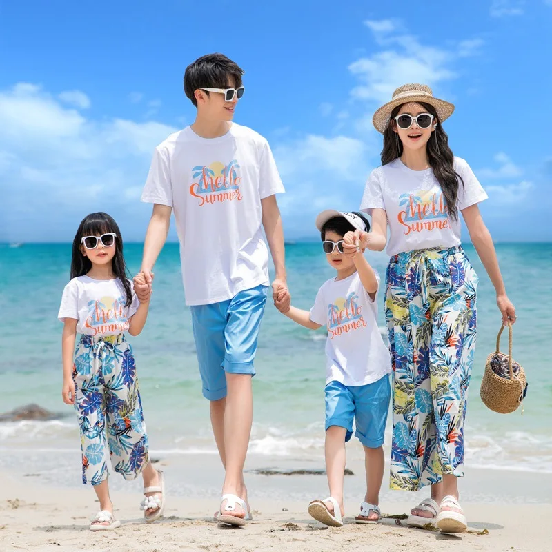 Resorts Look Family Matching Outfits Holiday Mom and Daughter T Shirts + Pants Two Piece Sets Dad and Son White Tees Shorts Suit