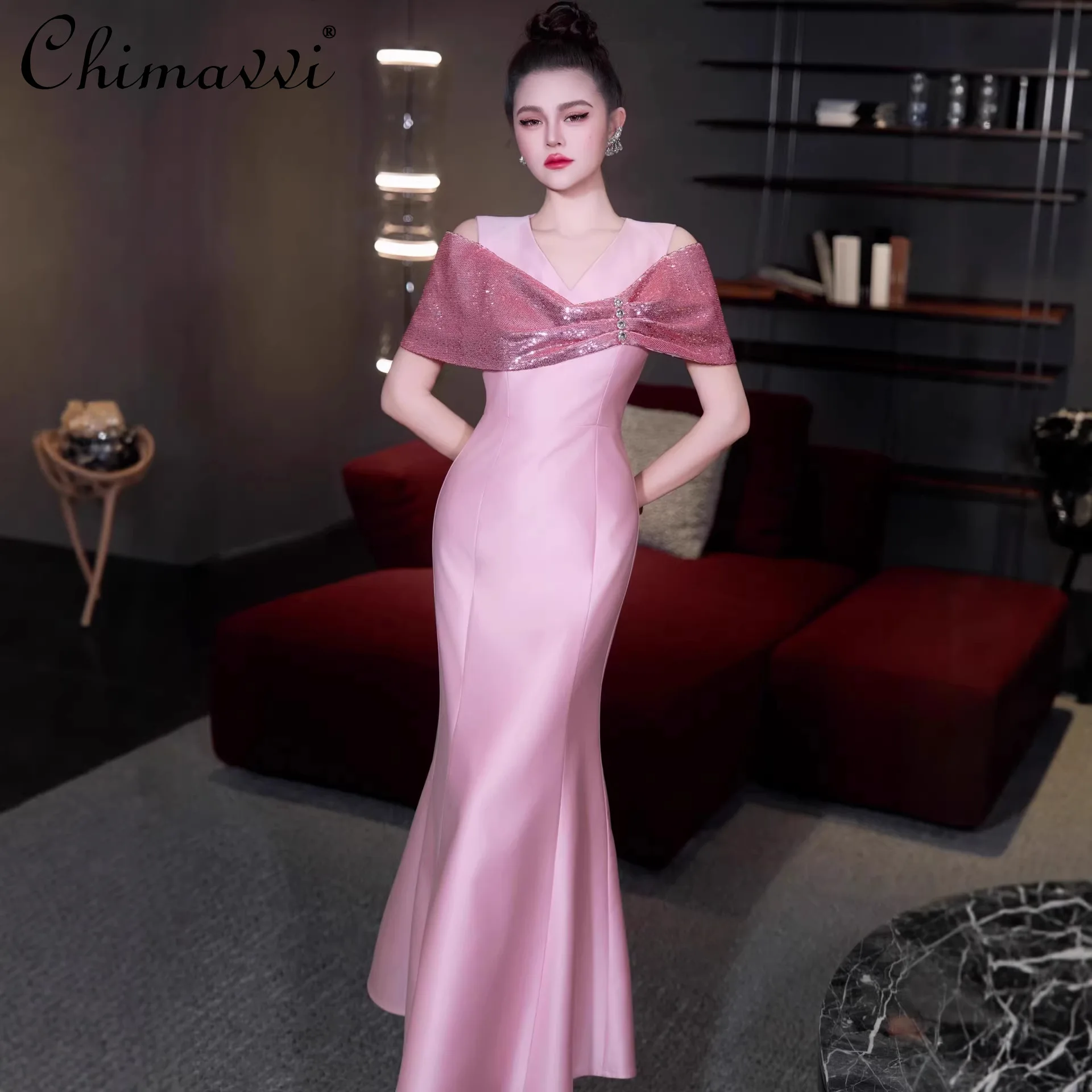 

French Elegant Fashion Socialite Evening Dress V-Neck Off-Shoulder Sequins Temperament Hip Wrapped Fishtail Long Dress For Women